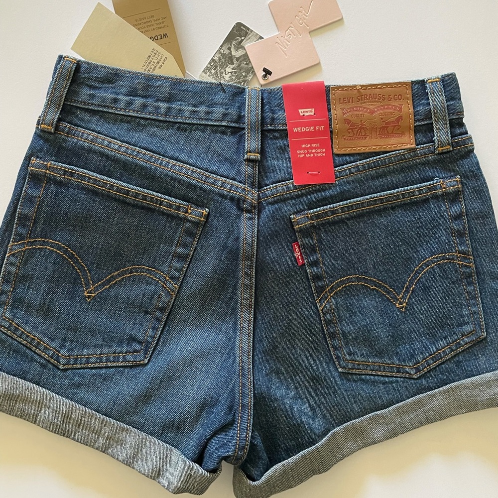 Levis Nasty Gal Wedgie Fit High Waisted Denim Jean Shorts NWT $58